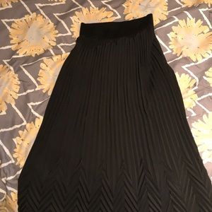Missing by target pleated skirt size xs